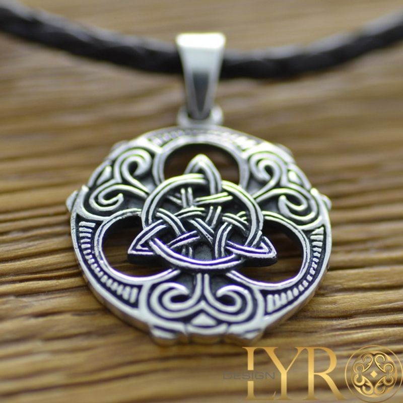 Viking Trikvetra - Sølvanheng