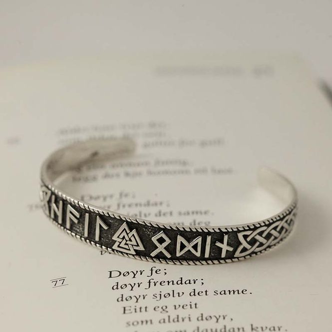 Hovedbilde Vikinginspirert Armring - Sølv